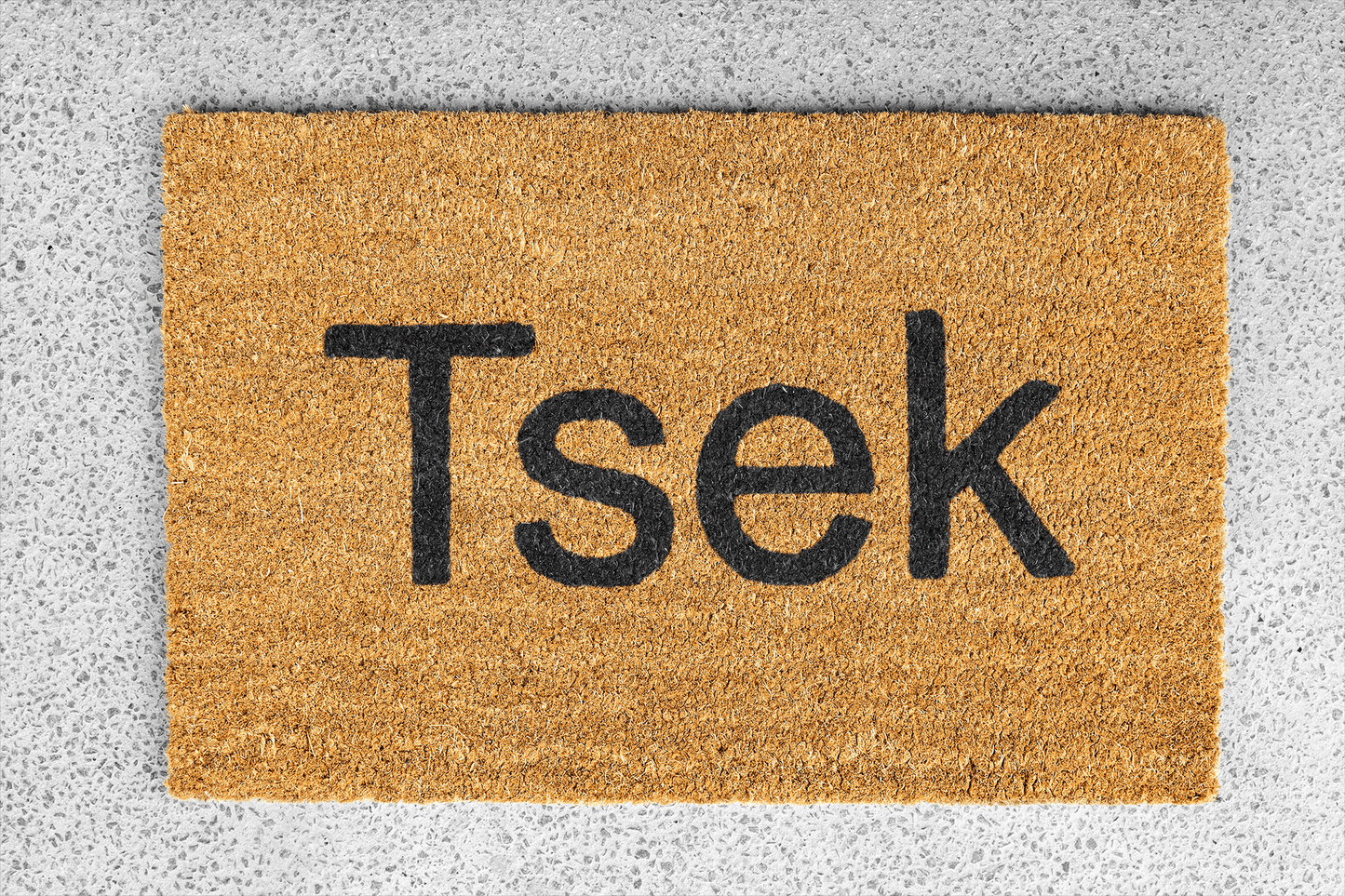 Personalized coir doormat handmade by Matnifique.