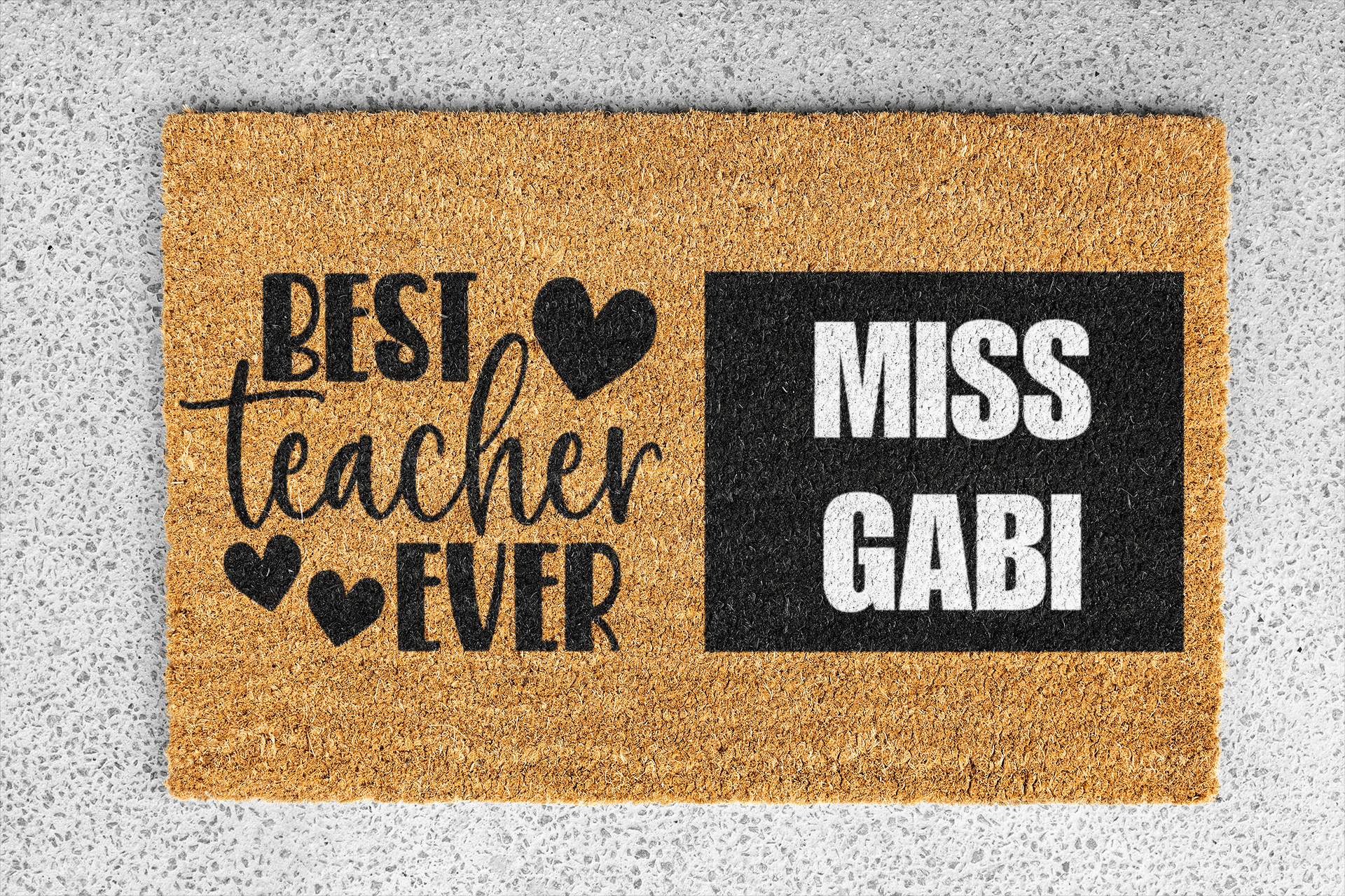 Personalized coir doormat handmade by Matnifique.