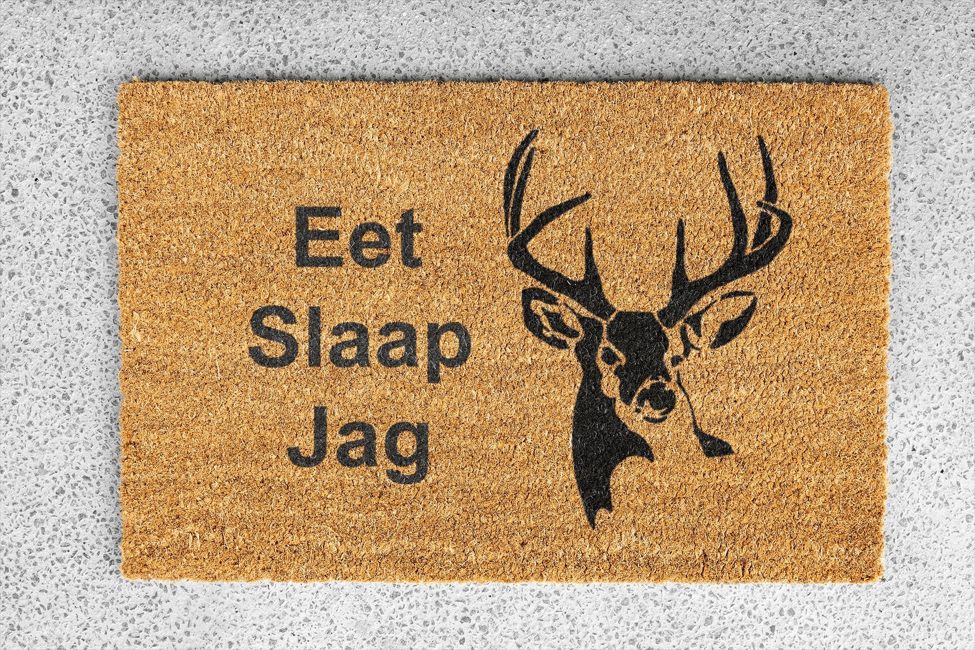Personalized coir doormat handmade by Matnifique.