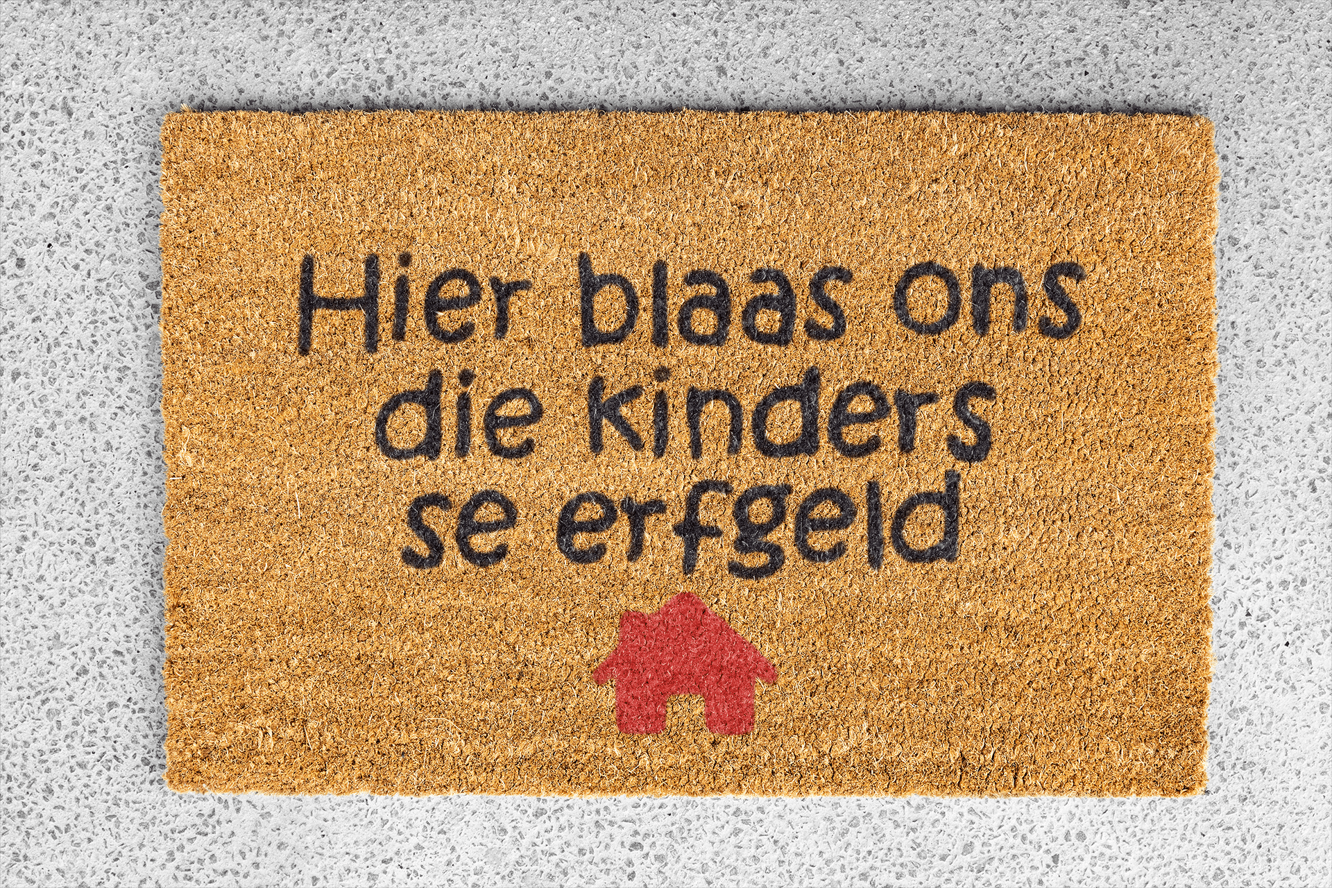 Personalized coir doormat handmade by Matnifique.