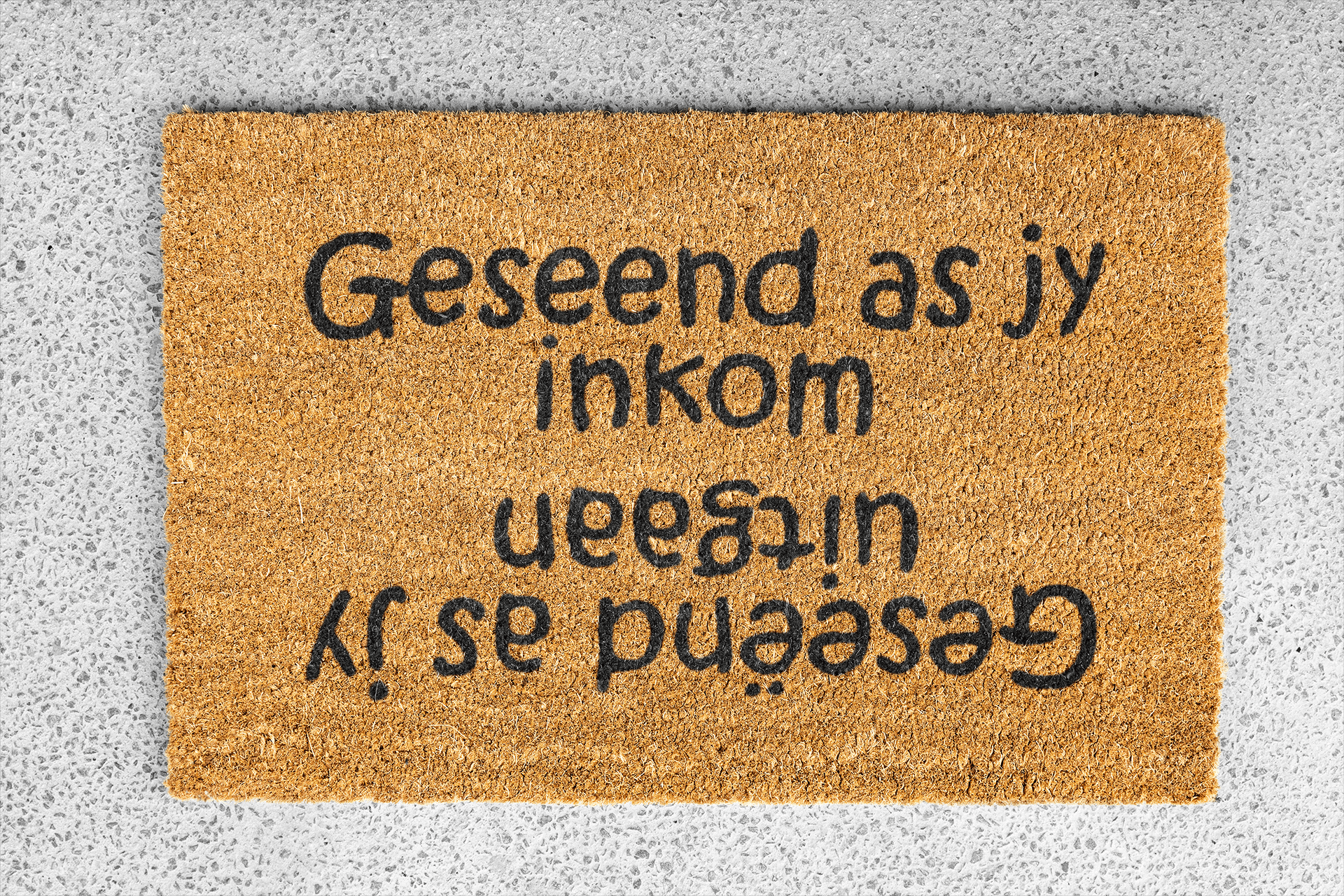 Personalized coir doormat handmade by Matnifique.