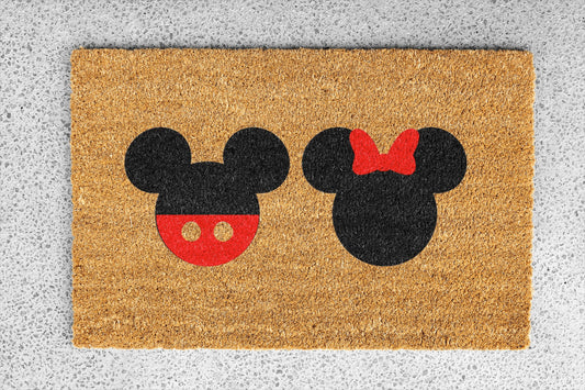 Personalized coir doormat handmade by Matnifique.