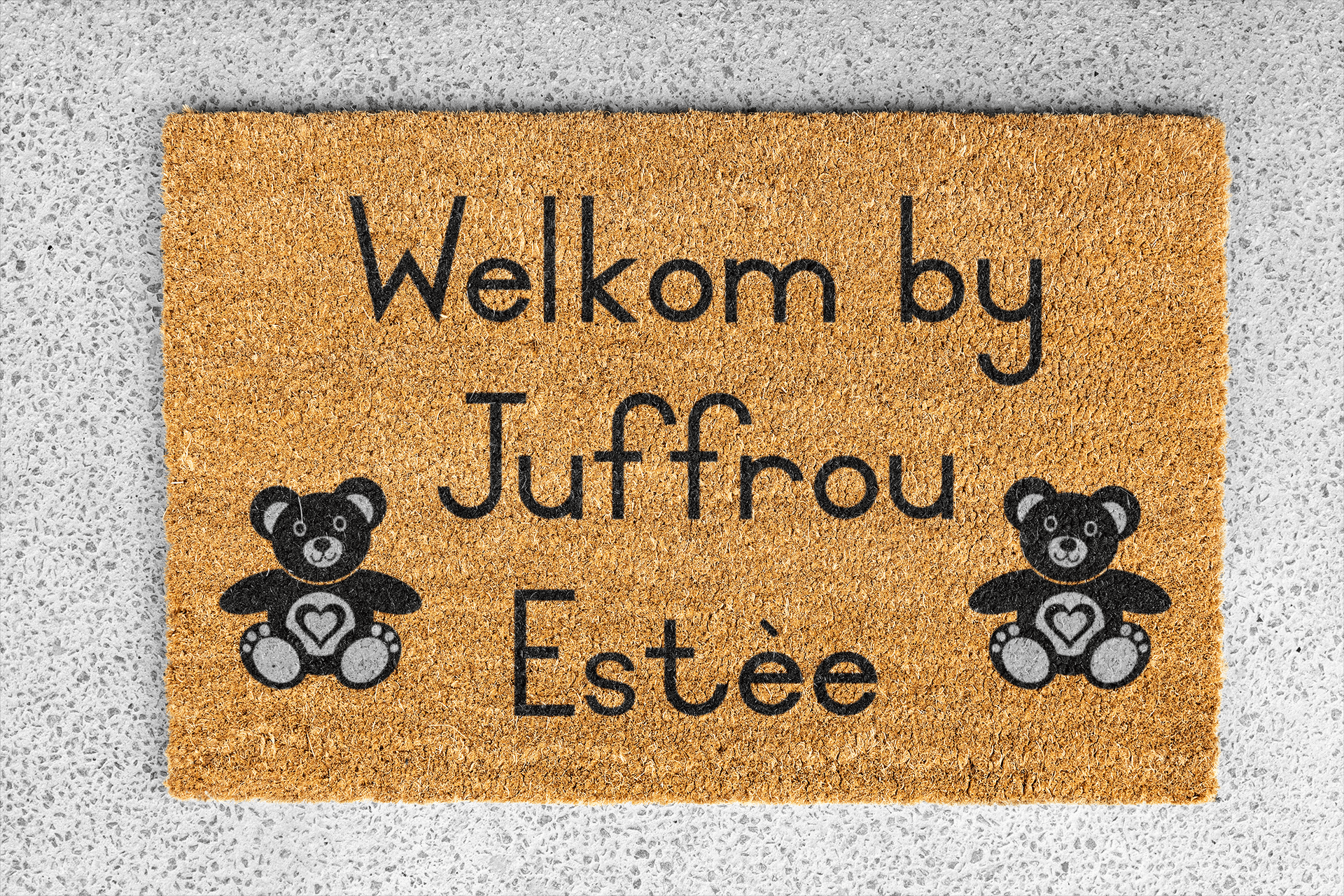 Personalized coir doormat handmade by Matnifique.