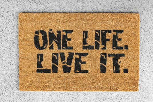 Personalized coir doormat handmade by Matnifique.