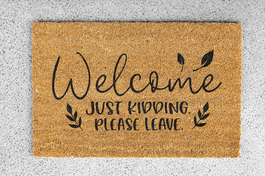 Personalized coir doormat handmade by Matnifique.